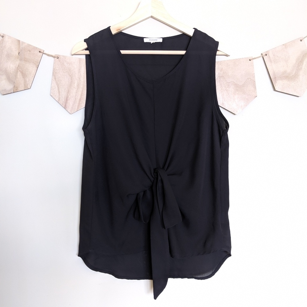 🌊3 for $20🌊 Black Tie Front Pleoine Tank Top